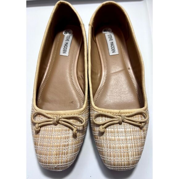 Steve Madden Seemly Bow Ballerina Flats Beige / Tan Size 8.5M - Picture 2 of 8